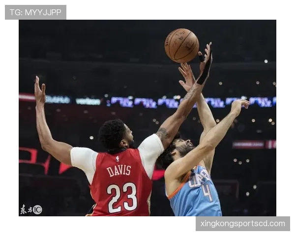 内特·阿奇博尔德突破得分高效 拉开与同期控卫差距